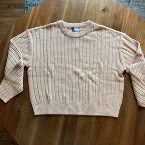 NWT Tan Women’s H&M Sweater